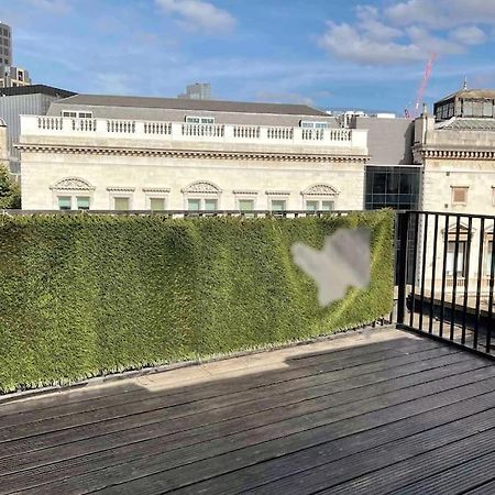 2Bed Apartment Farringdon St Paul Long Stay Discounts By Cozystays Лондон Экстерьер фото