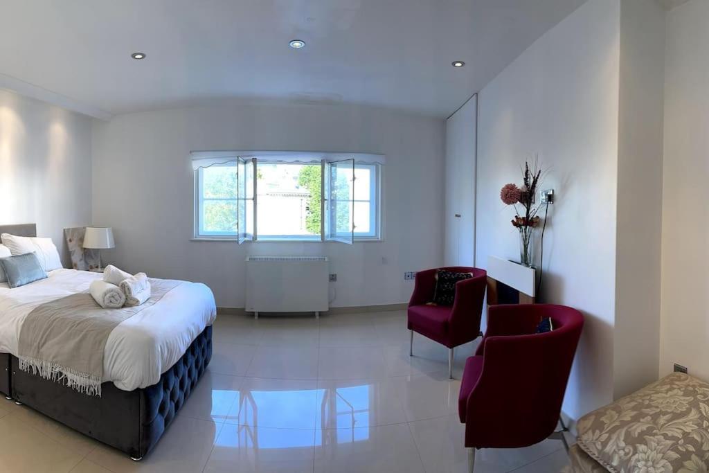 2Bed Apartment Farringdon St Paul Long Stay Discounts By Cozystays Лондон Экстерьер фото