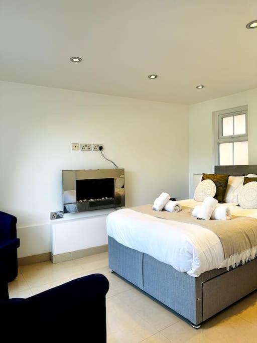2Bed Apartment Farringdon St Paul Long Stay Discounts By Cozystays Лондон Экстерьер фото