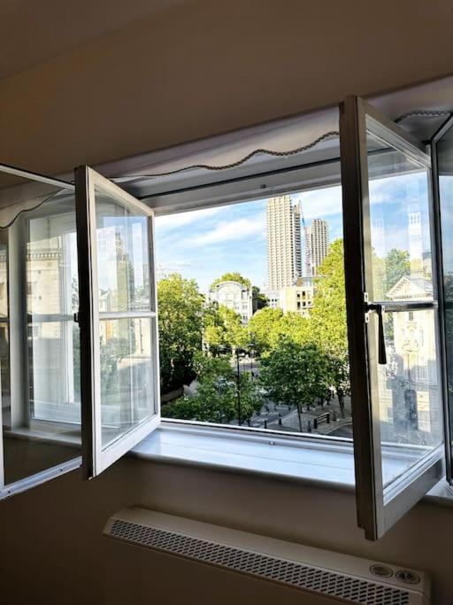 2Bed Apartment Farringdon St Paul Long Stay Discounts By Cozystays Лондон Экстерьер фото
