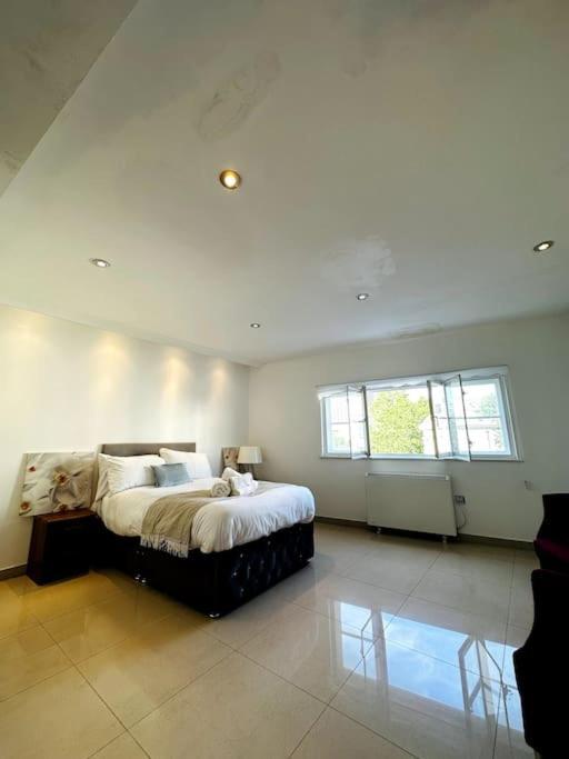 2Bed Apartment Farringdon St Paul Long Stay Discounts By Cozystays Лондон Экстерьер фото